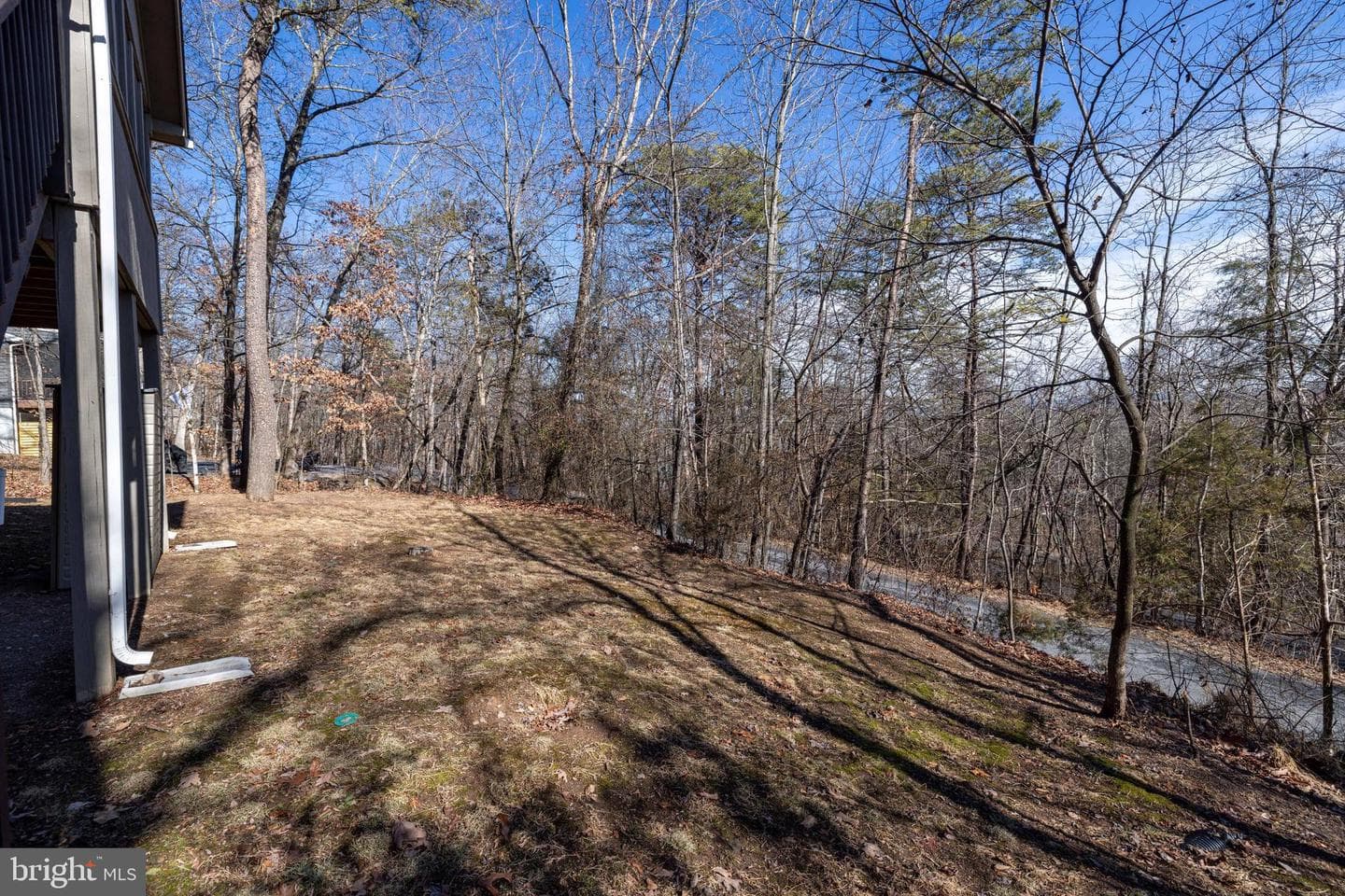 86 Maple Avenue photo 40