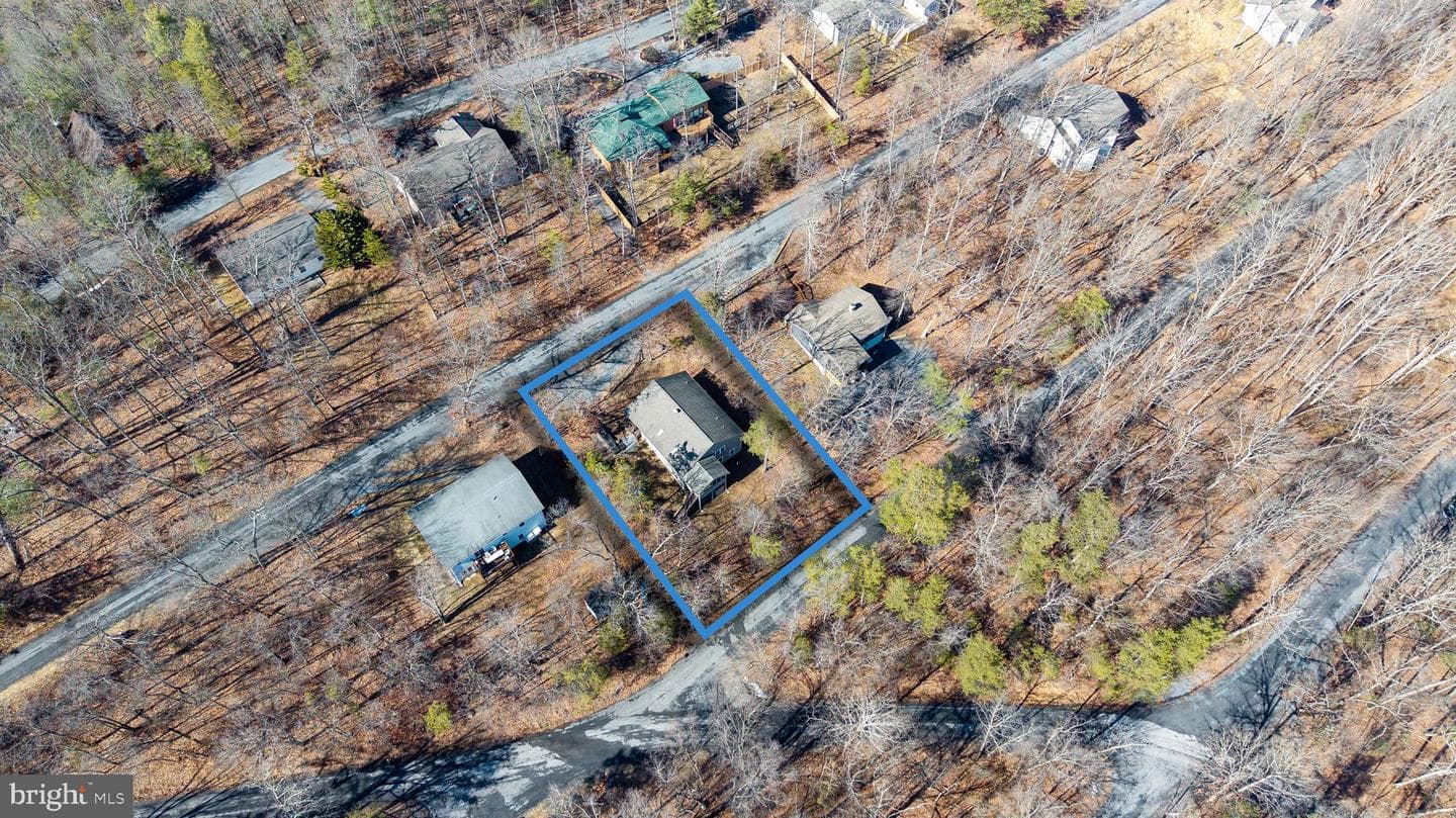 86 Maple Avenue photo 44