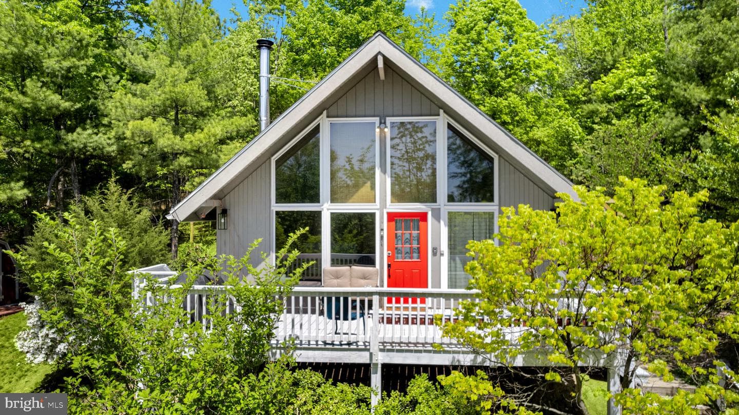 304 Holly Ridge Road photo 1