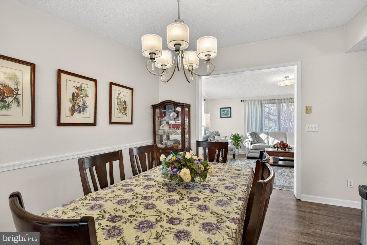 60 Marguerite Drive photo 15