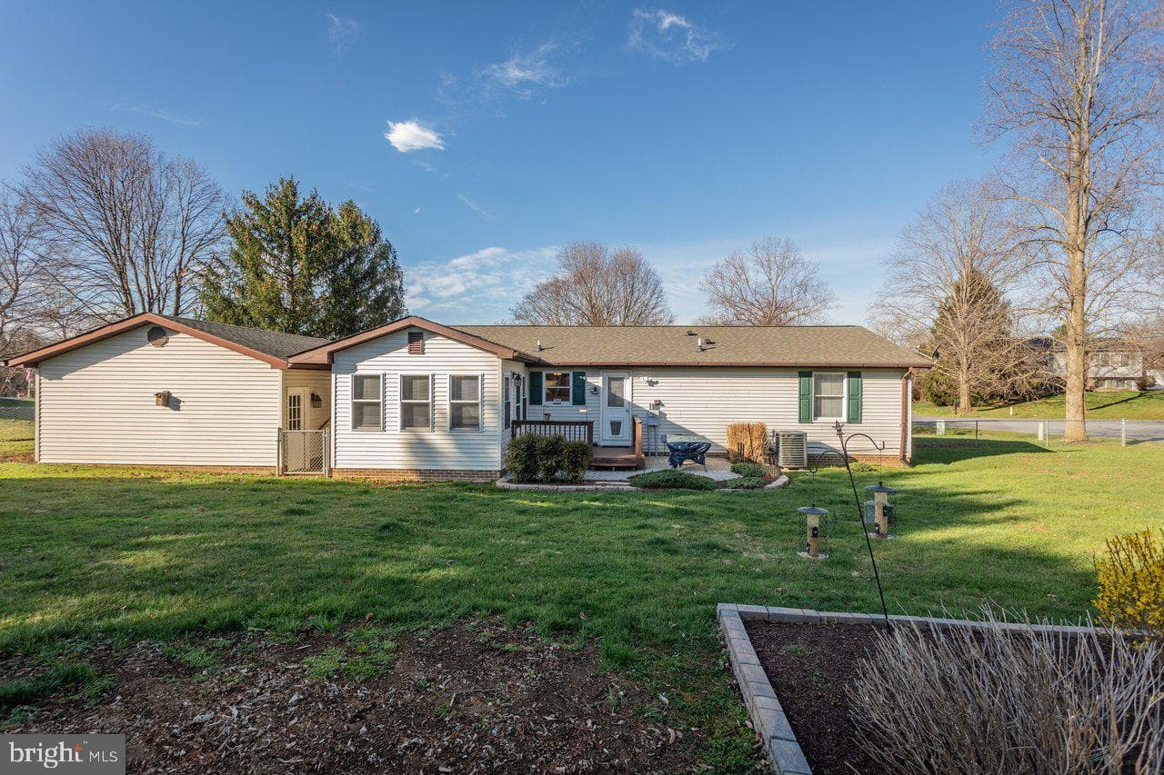 60 Marguerite Drive photo 47