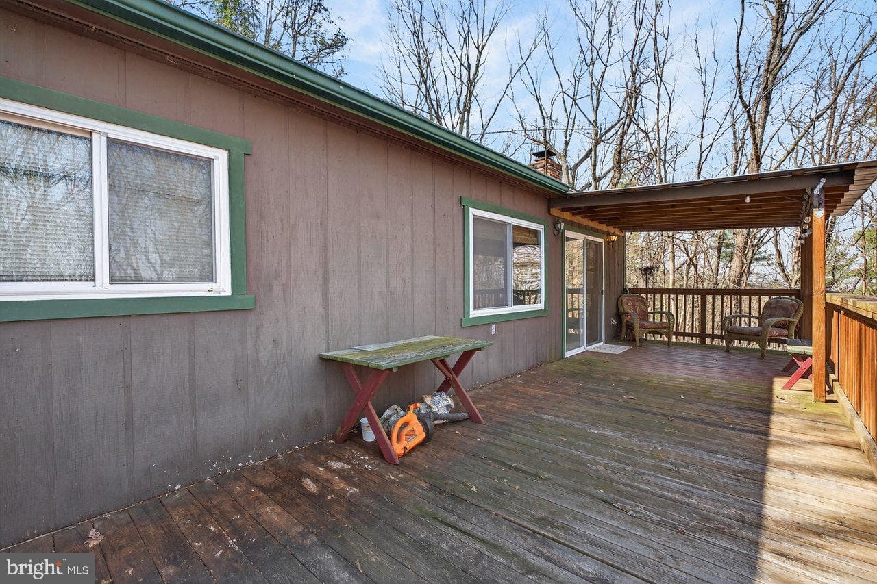 137 Sandstone Lane photo 21
