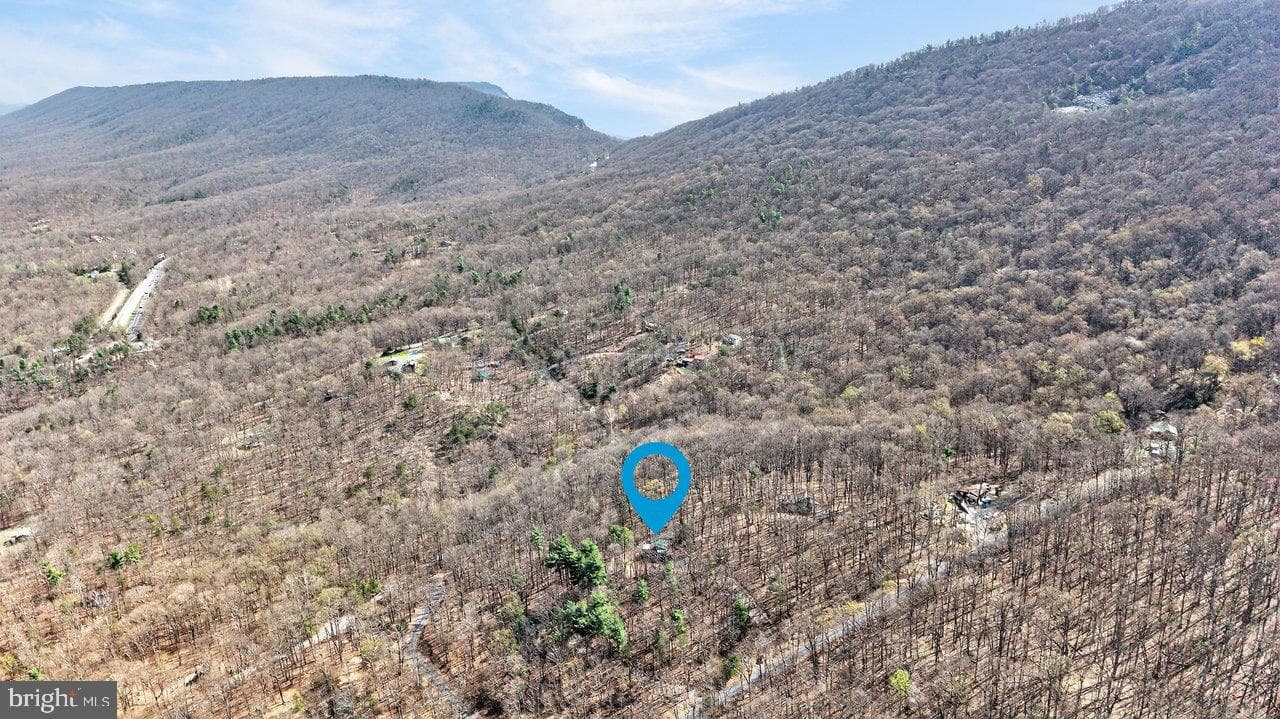 137 Sandstone Lane photo 36
