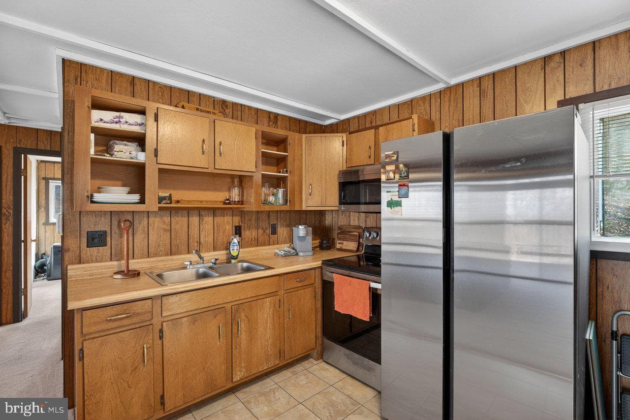 137 Sandstone Lane photo 6