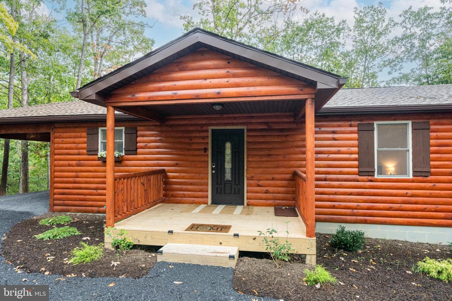 8258 Supinlick Ridge Road photo 2