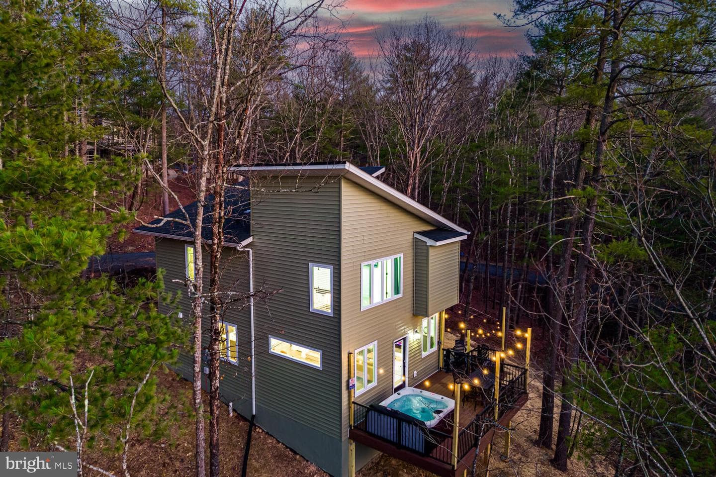 1355 Greenview Drive