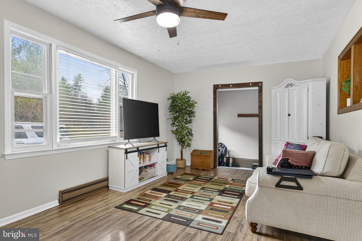 1537 Coal Mine Road photo 18