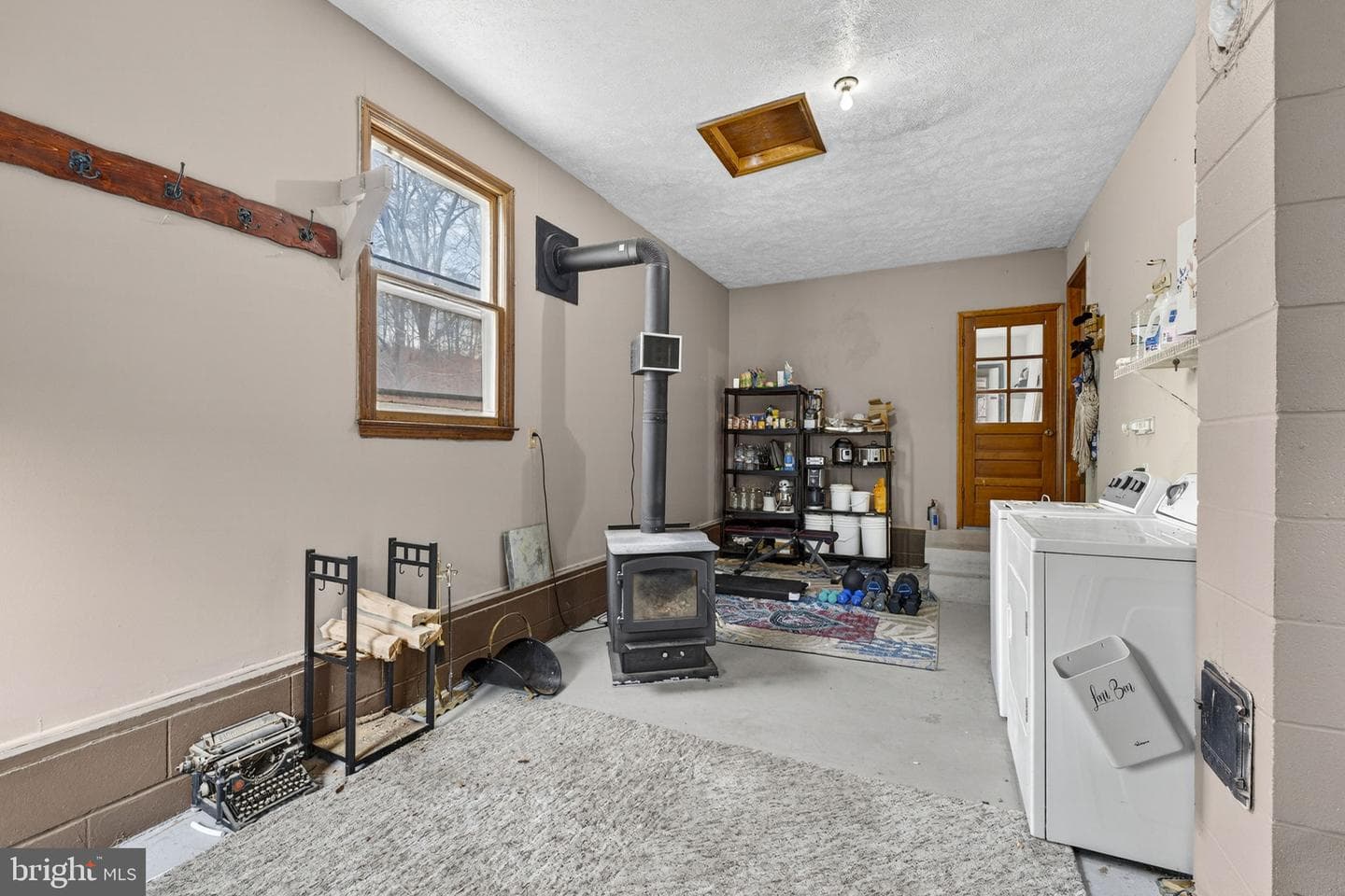 1537 Coal Mine Road photo 42