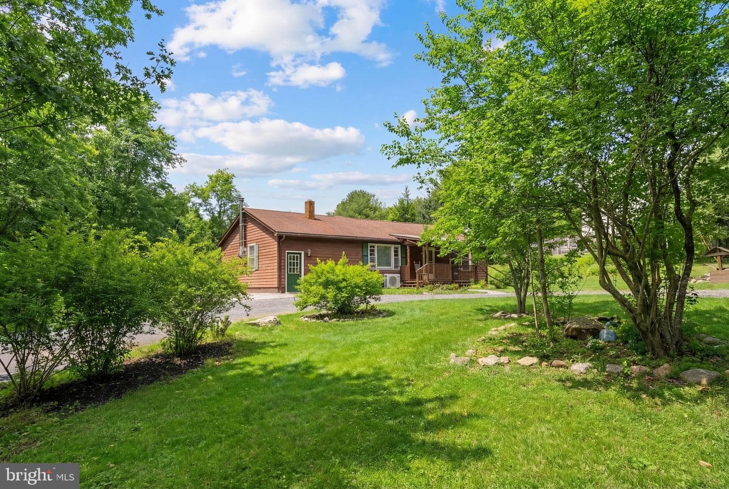 1537 Coal Mine Road photo 5