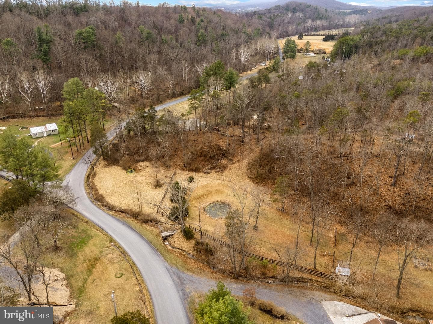 1537 Coal Mine Road photo 61