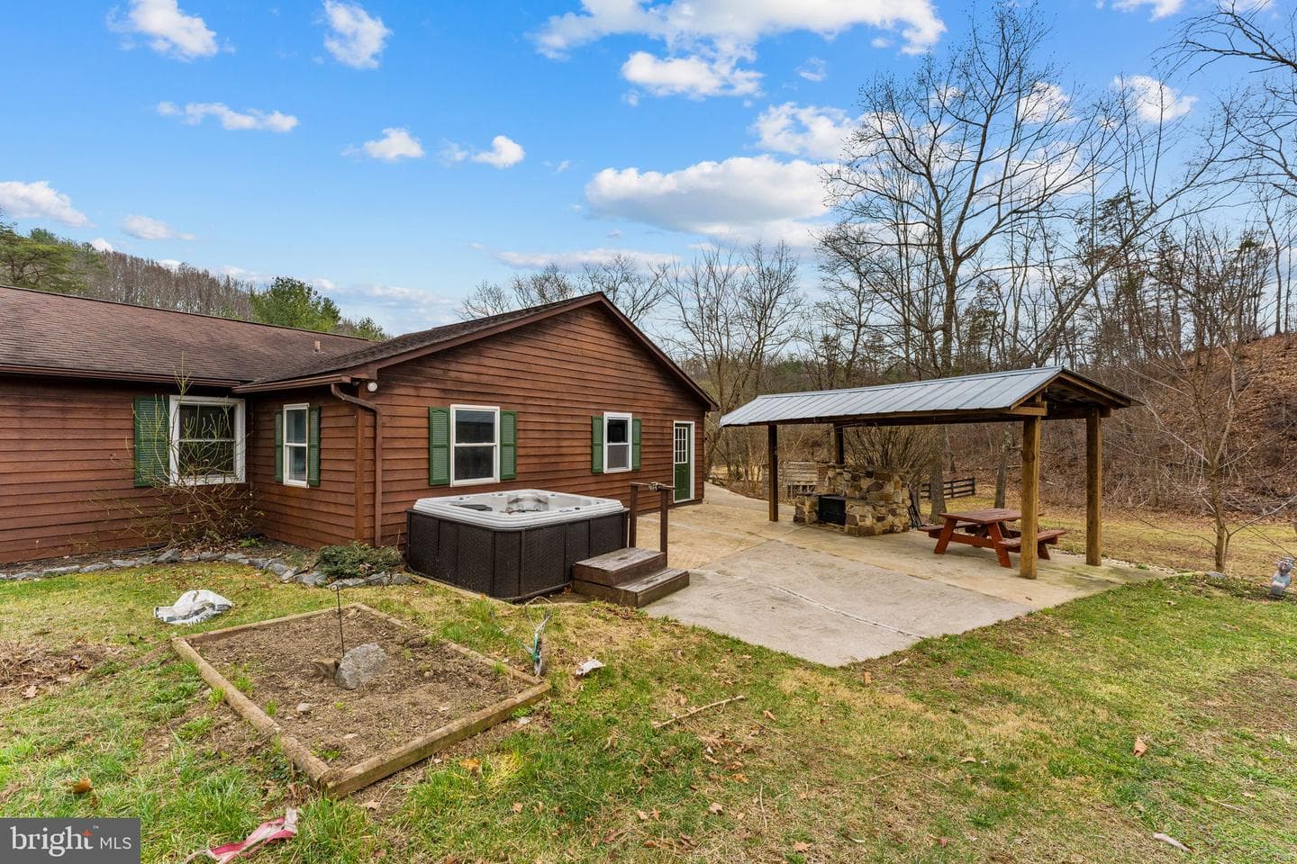 1537 Coal Mine Road photo 71