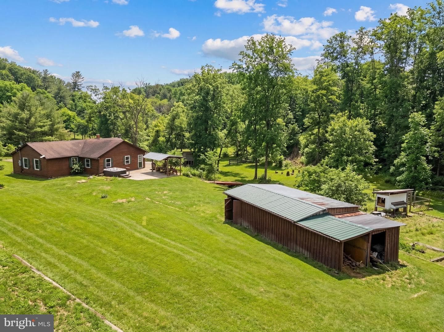 1537 Coal Mine Road photo 9