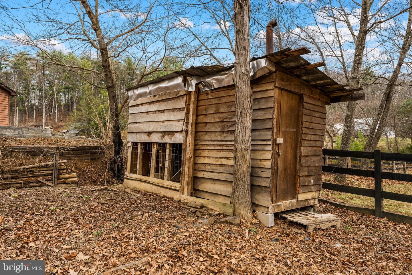 1537 Coal Mine Road photo 94