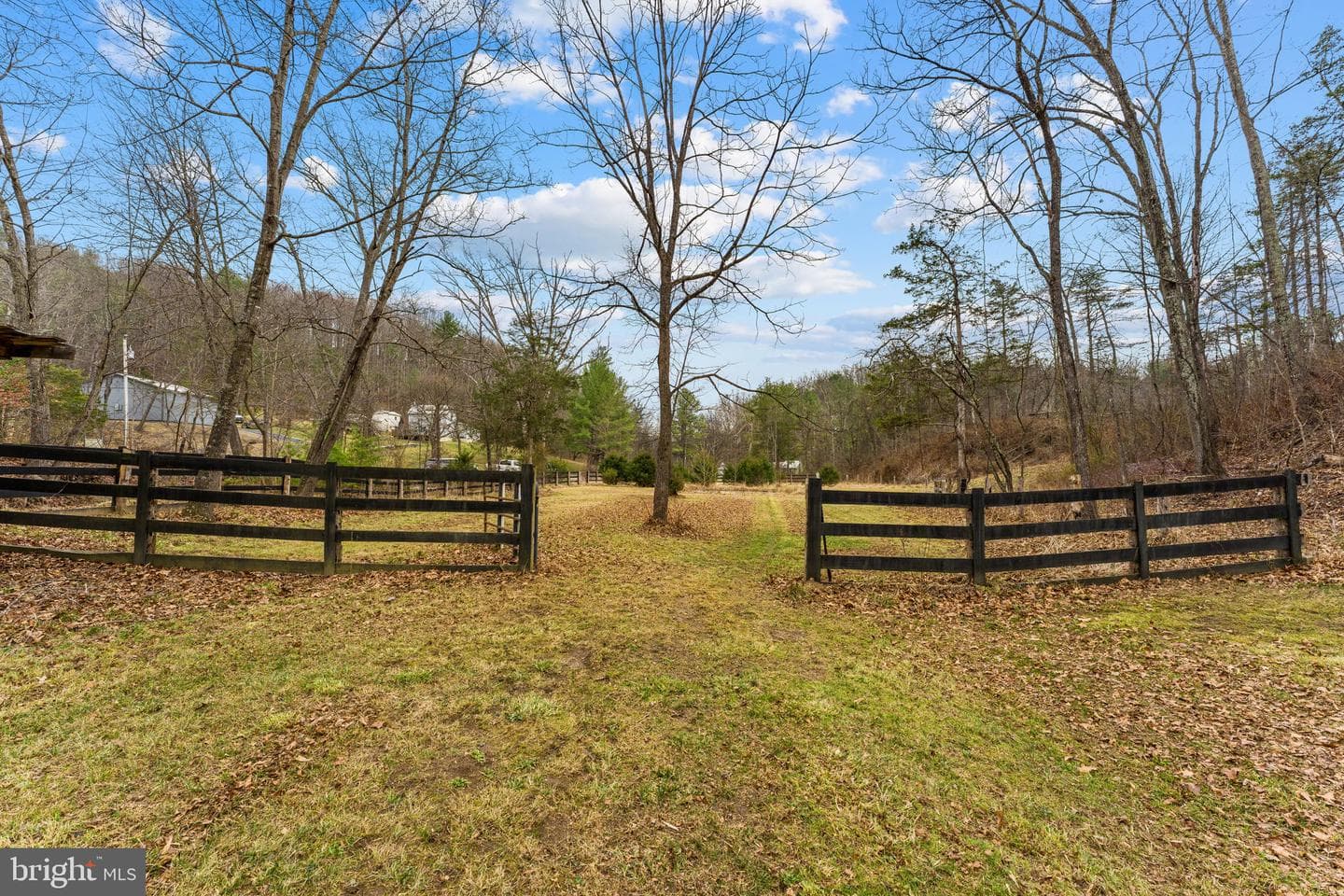 1537 Coal Mine Road photo 95