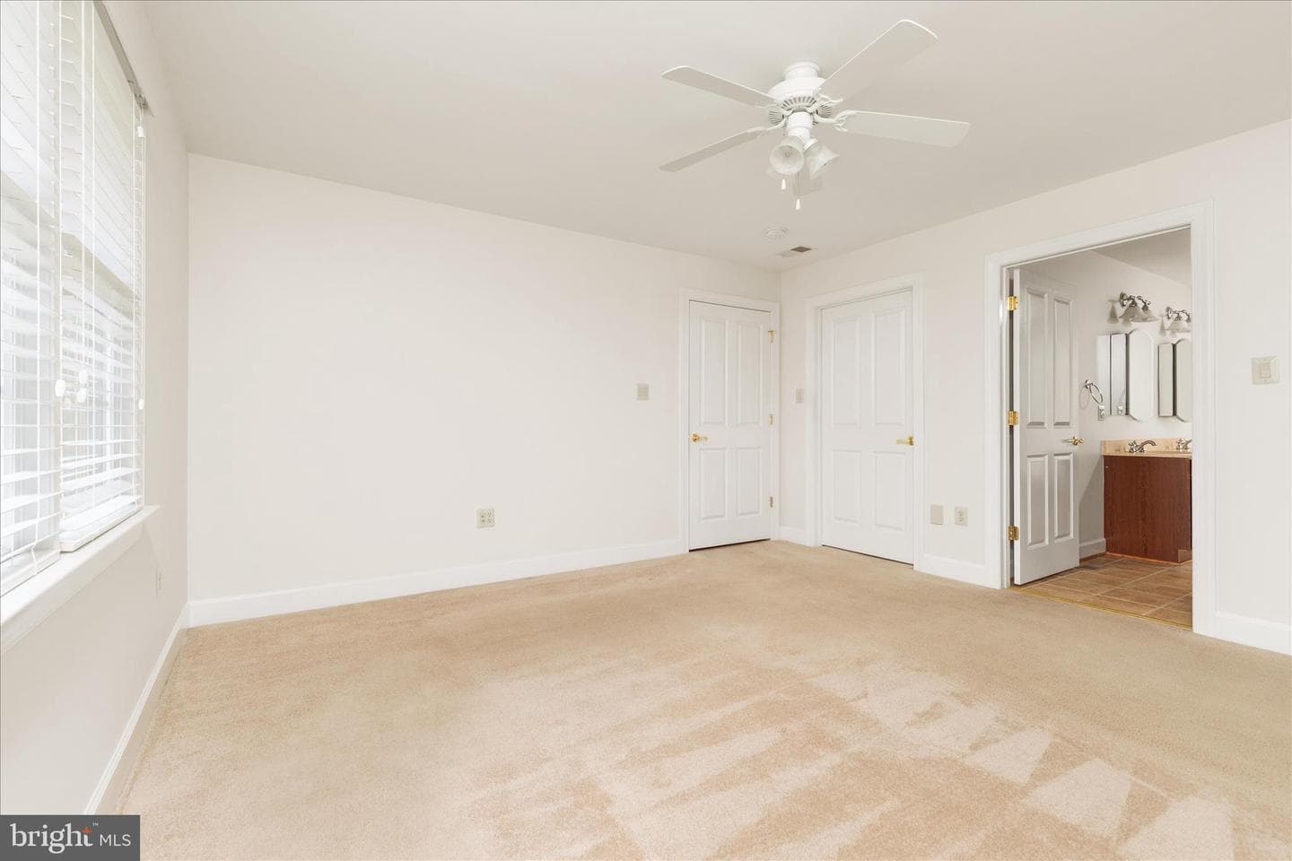 154 Daniel Court photo 15