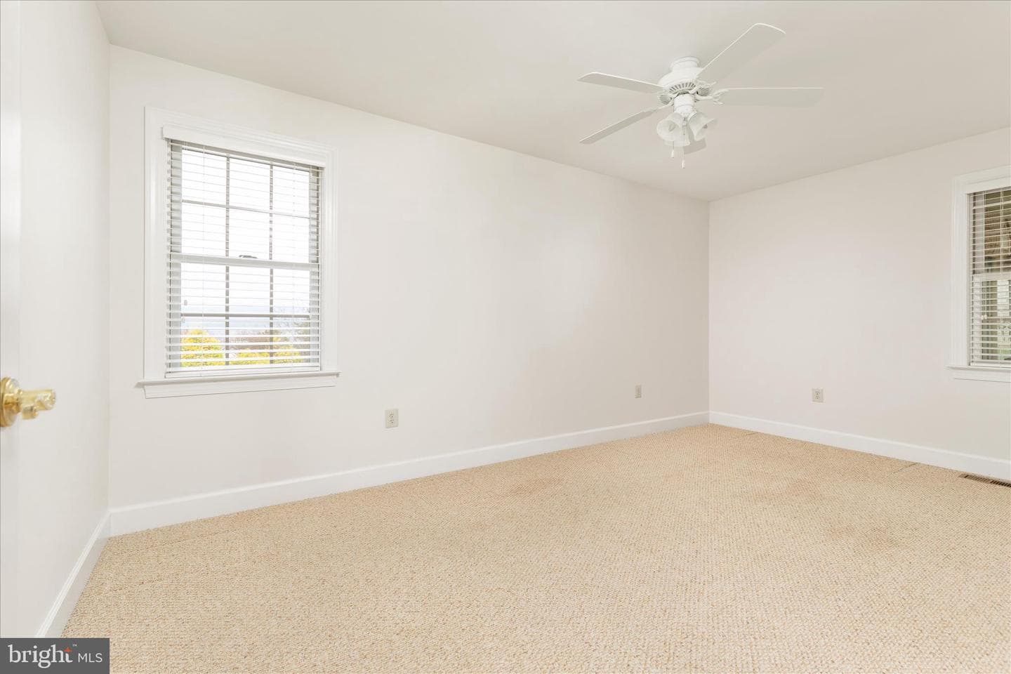 154 Daniel Court photo 16