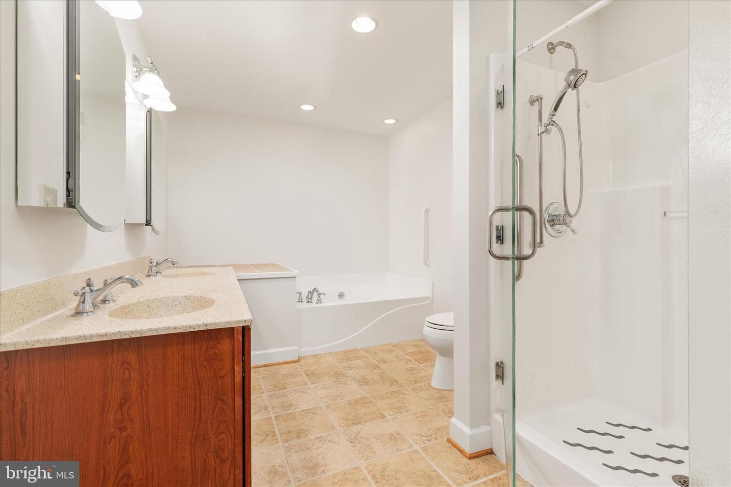 154 Daniel Court photo 20