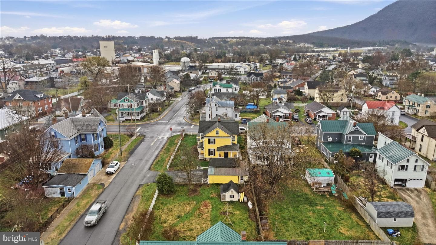 220 S Massanuten Street photo 63