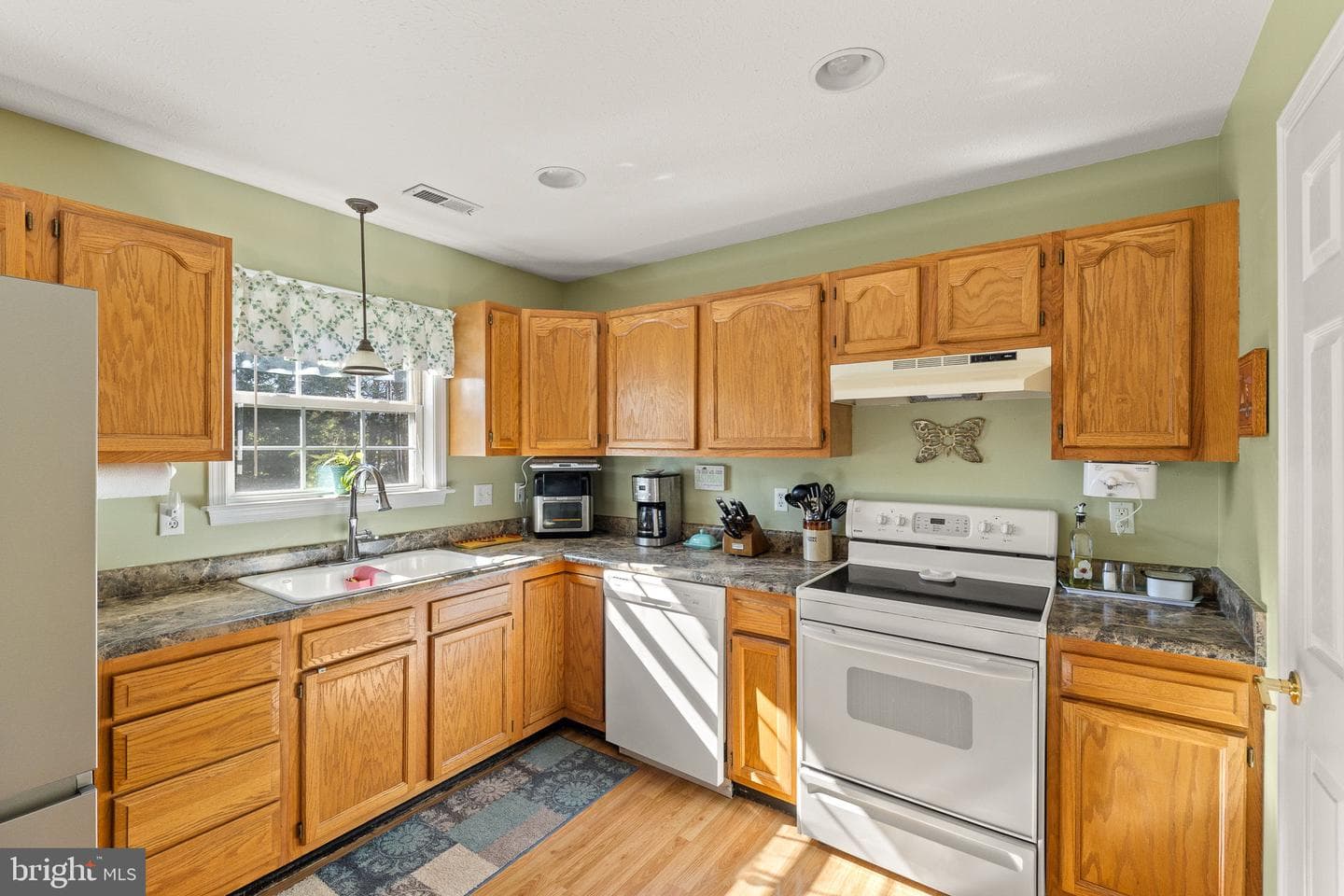 218 Baer Oak Drive photo 11