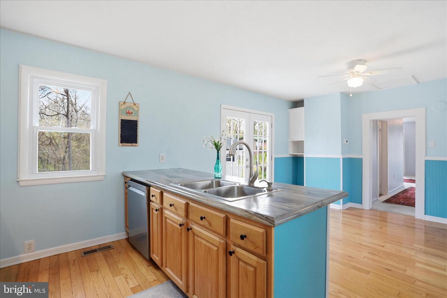 130 N High Street photo 13