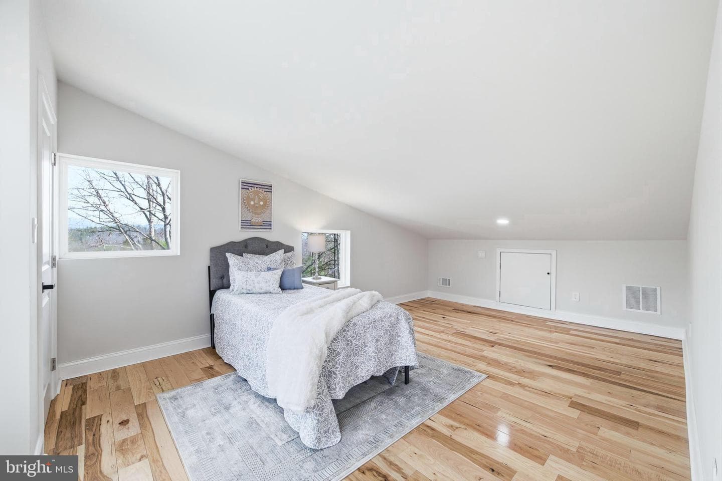 1034 Greenview photo 54