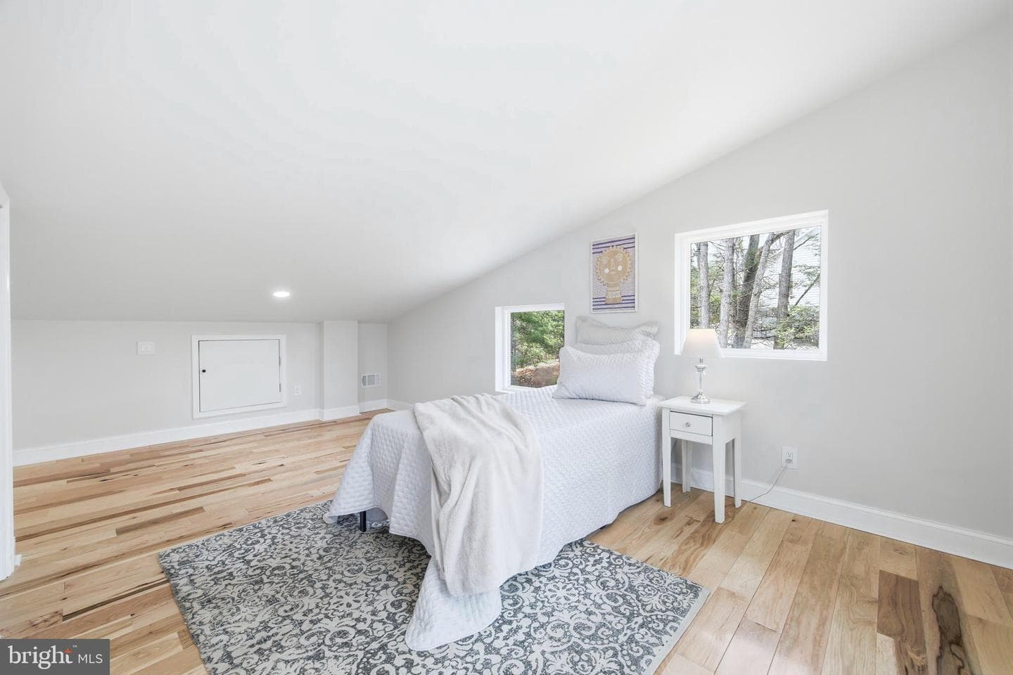 1034 Greenview photo 60