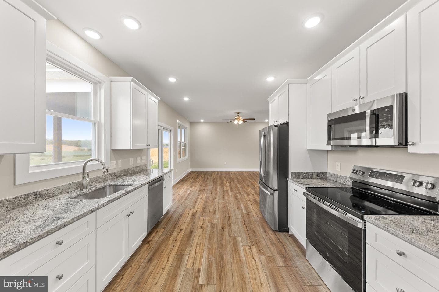 1611 Pleasant View photo 16