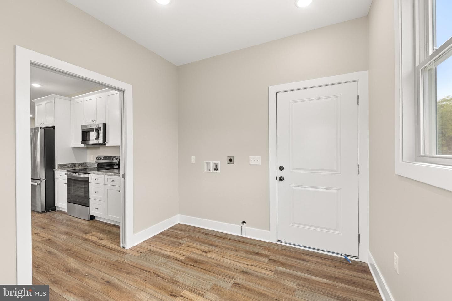 1611 Pleasant View photo 19