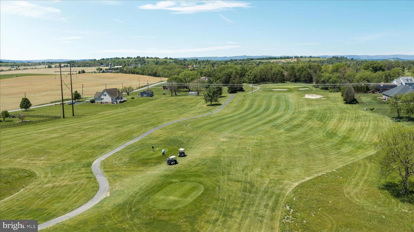 139 Tee Court photo 76