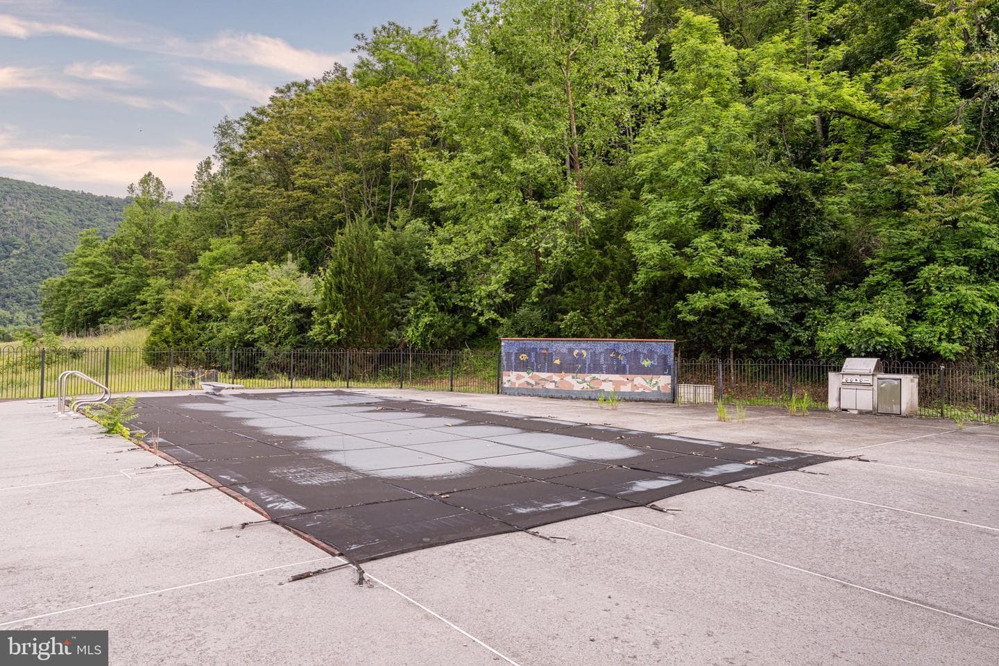 895 Fishers Road photo 28