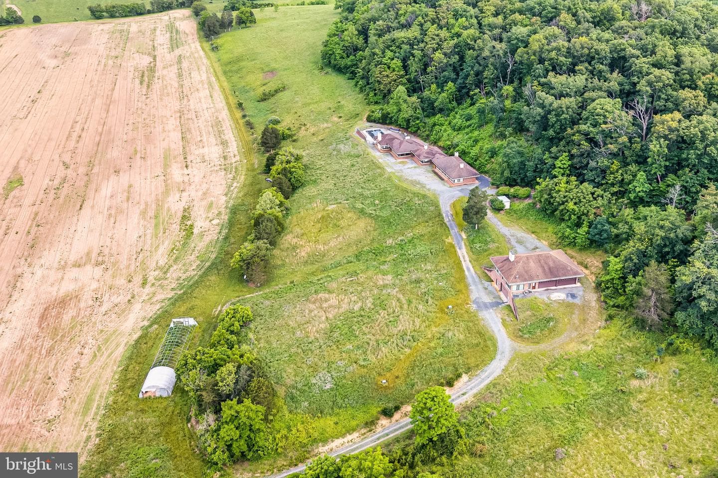 895 Fishers Road photo 68