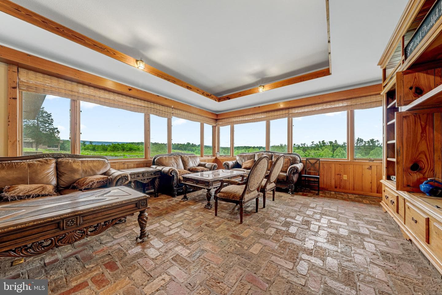 895 Fishers Road photo 8