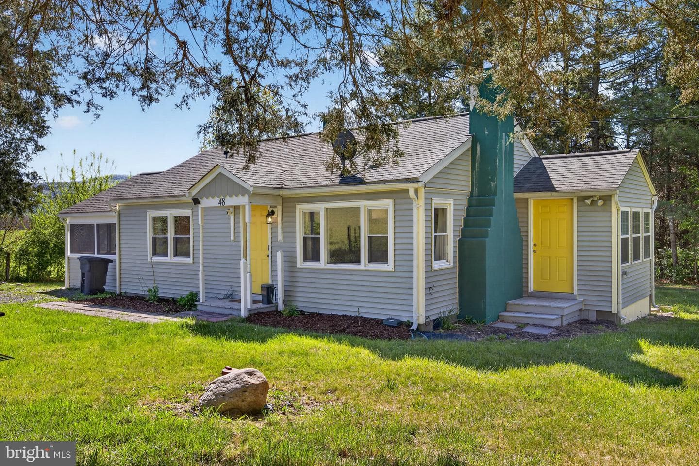 48 Bowman Lane photo 1