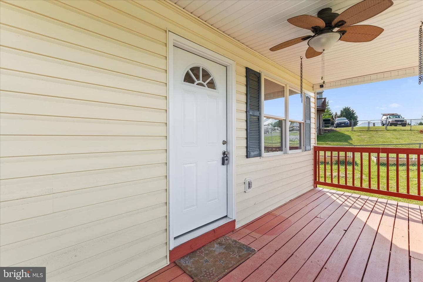 329 Wise Avenue photo 29
