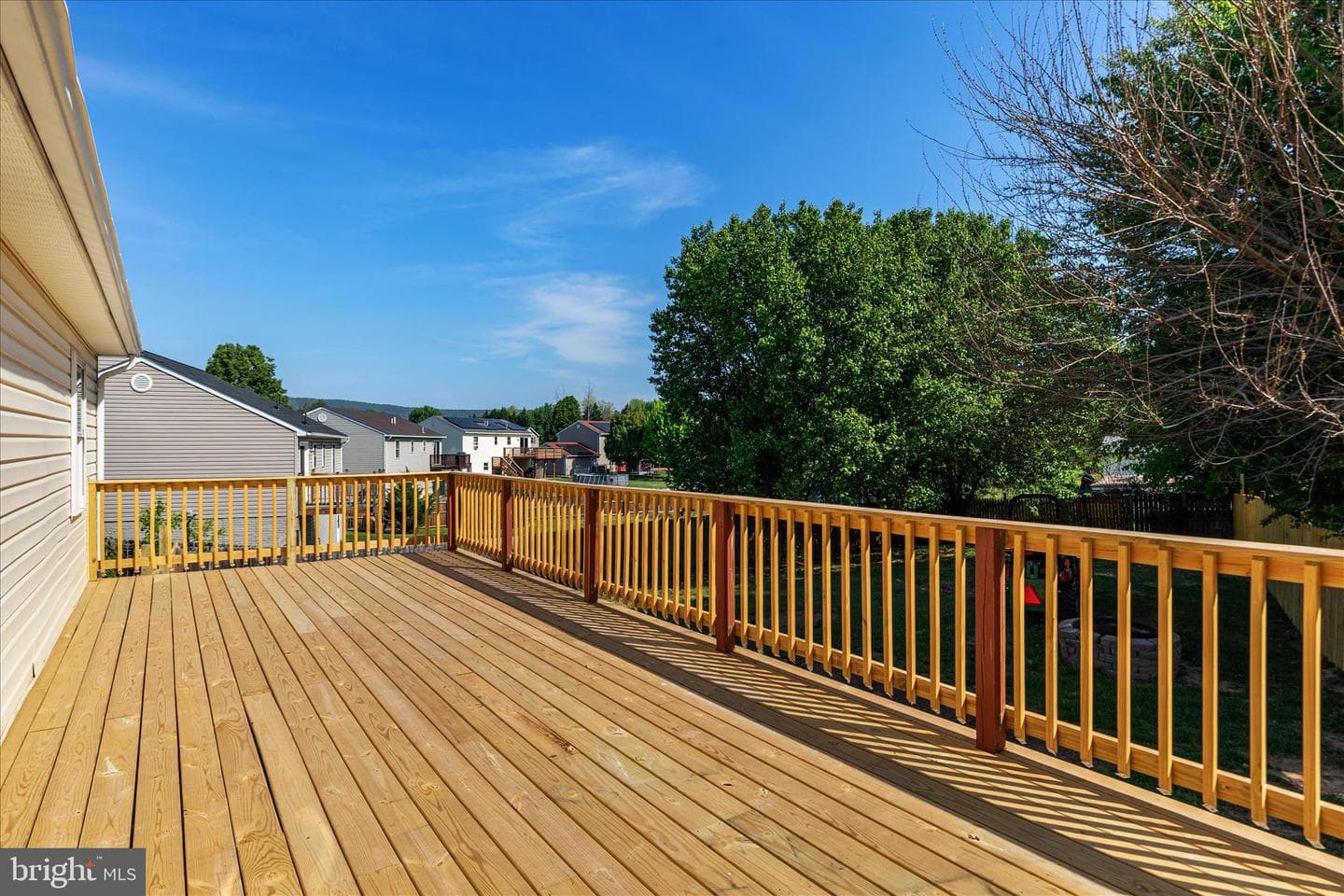 329 Wise Avenue photo 34