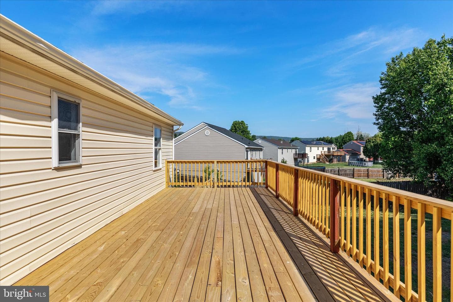 329 Wise Avenue photo 35