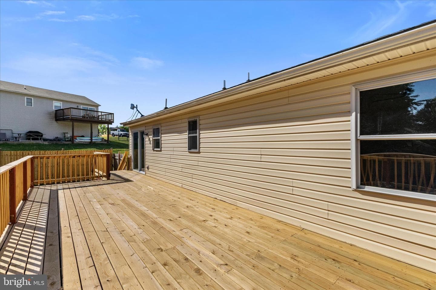 329 Wise Avenue photo 36