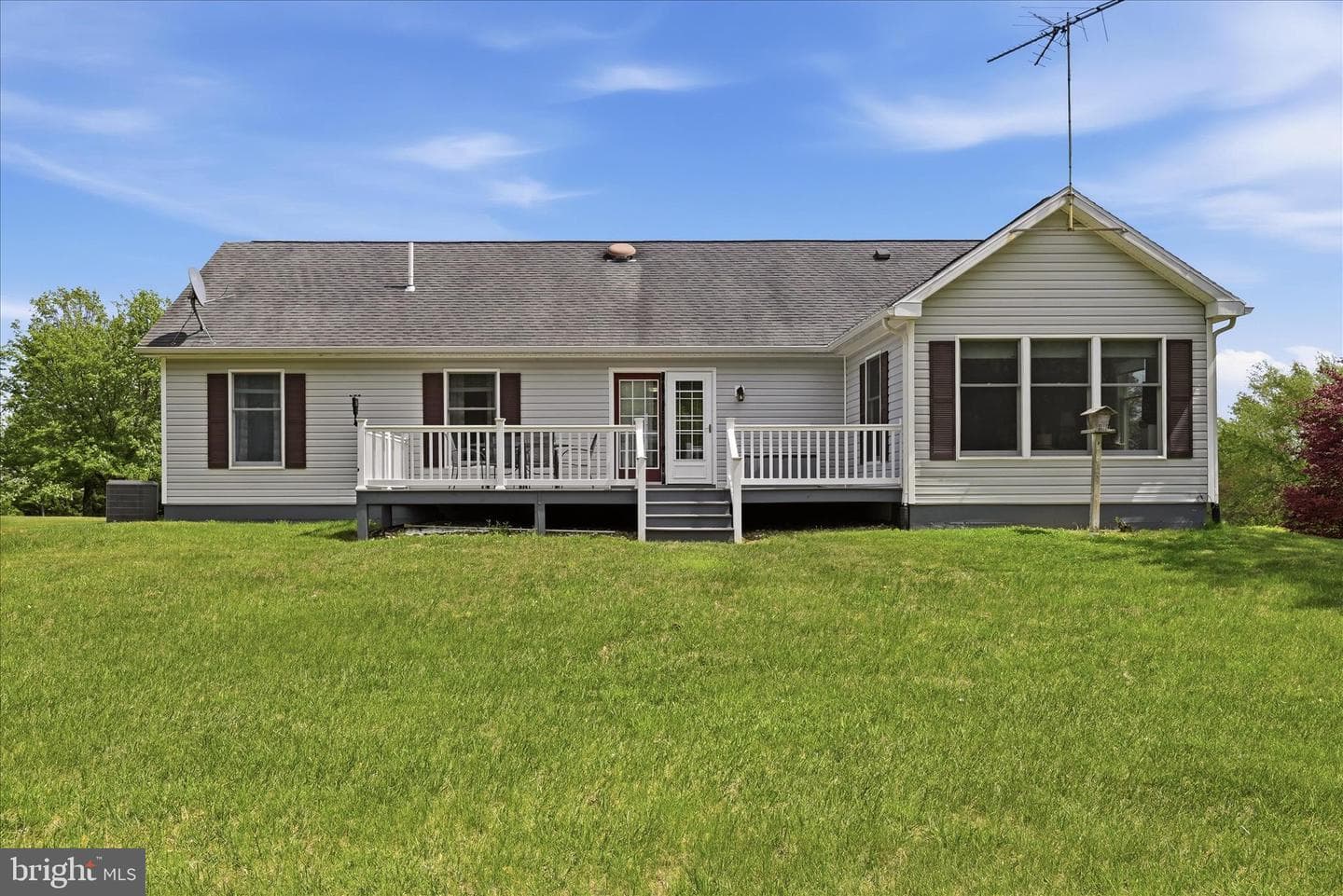 16335 Back Road photo 44