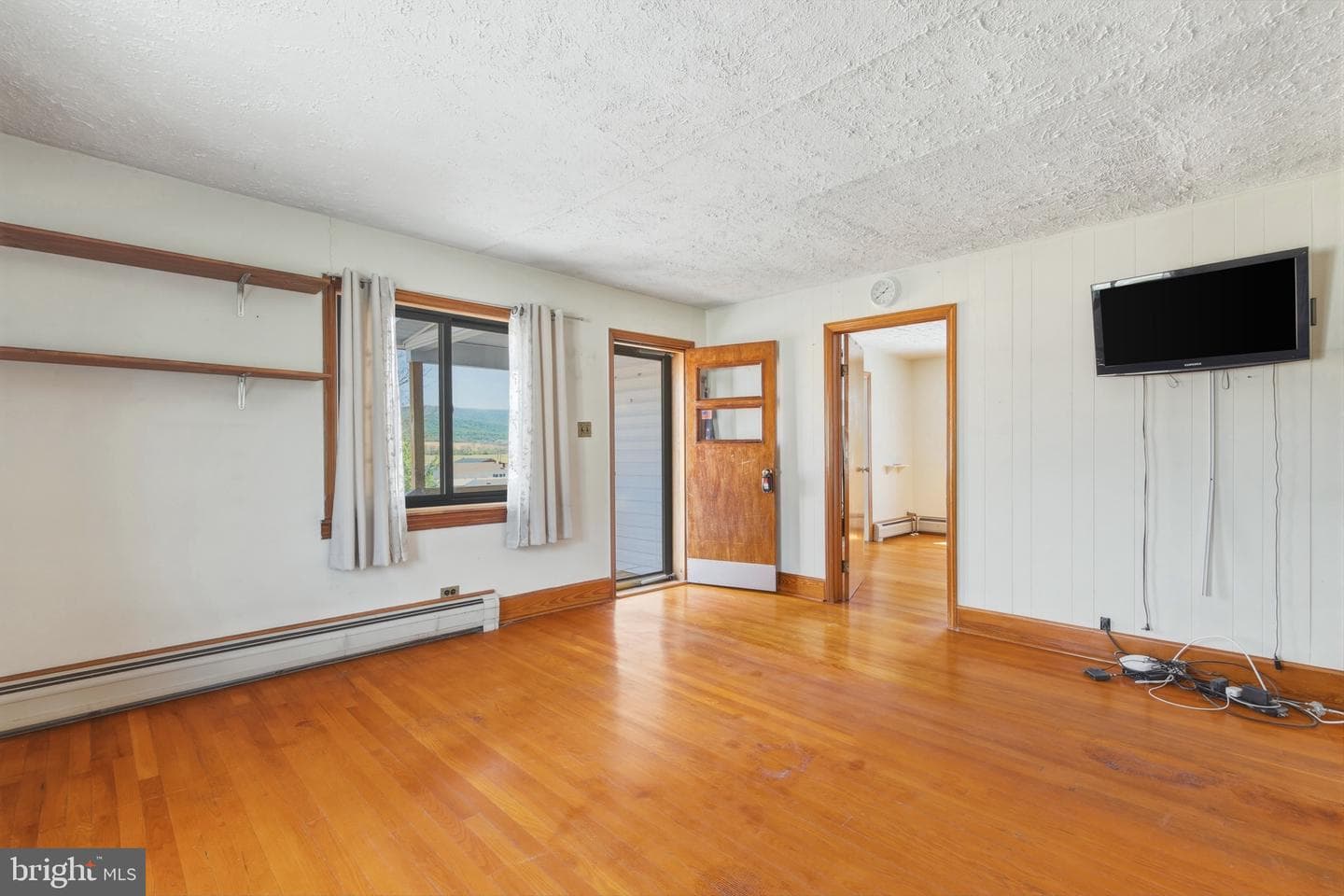 155 Center Street photo 22