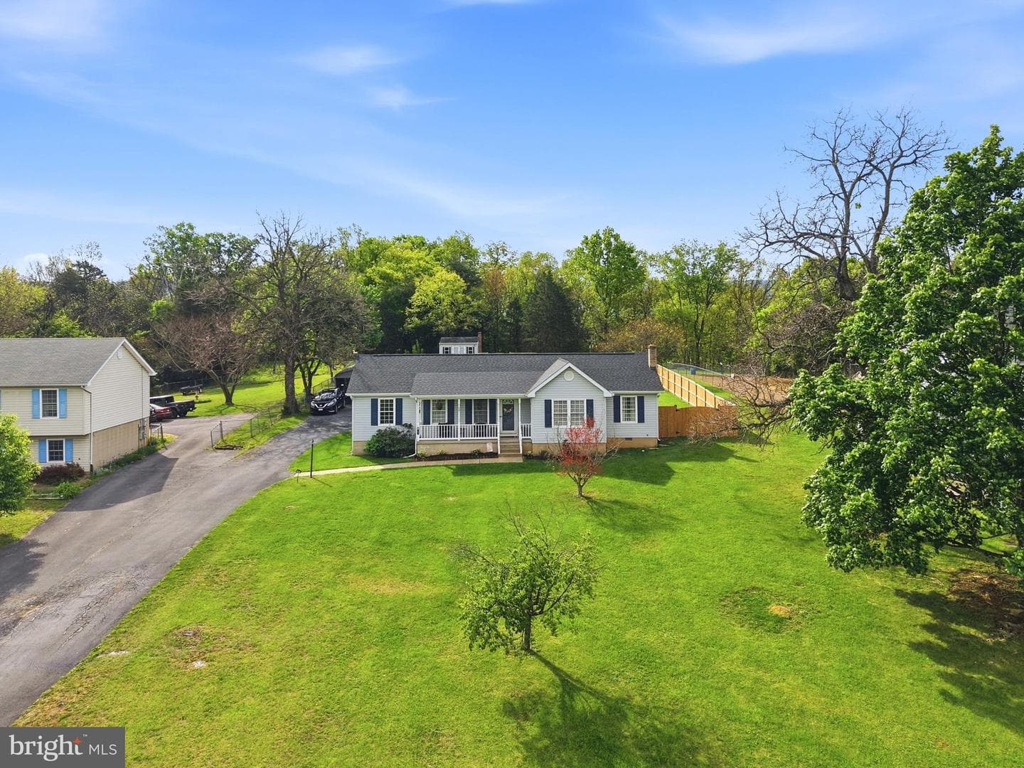 26084 Old Valley Pike photo 2