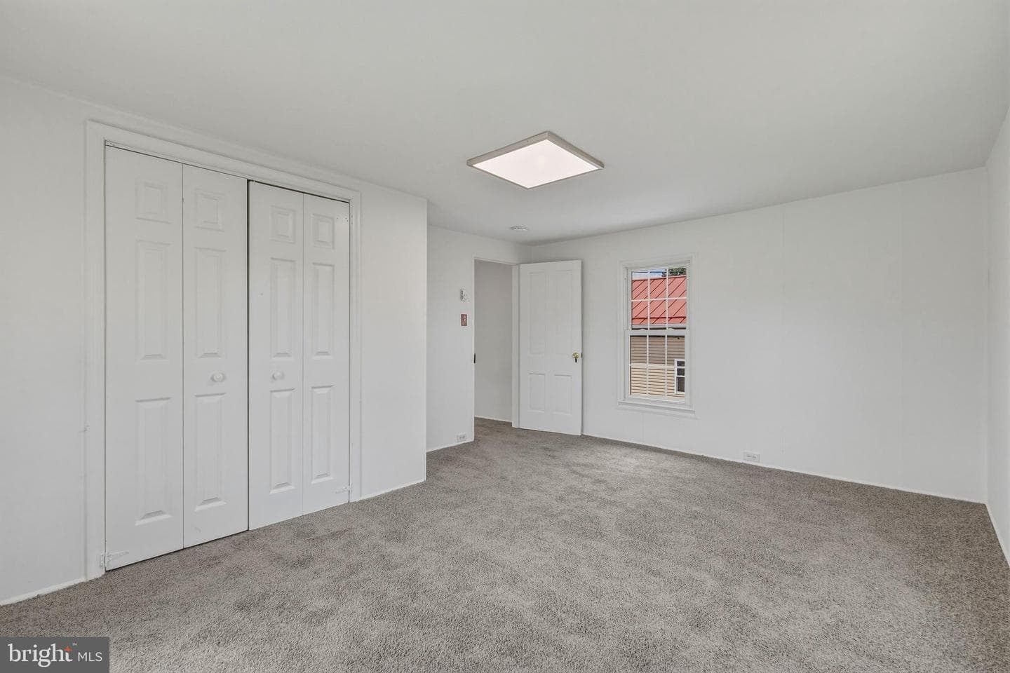 223 W High Street photo 21