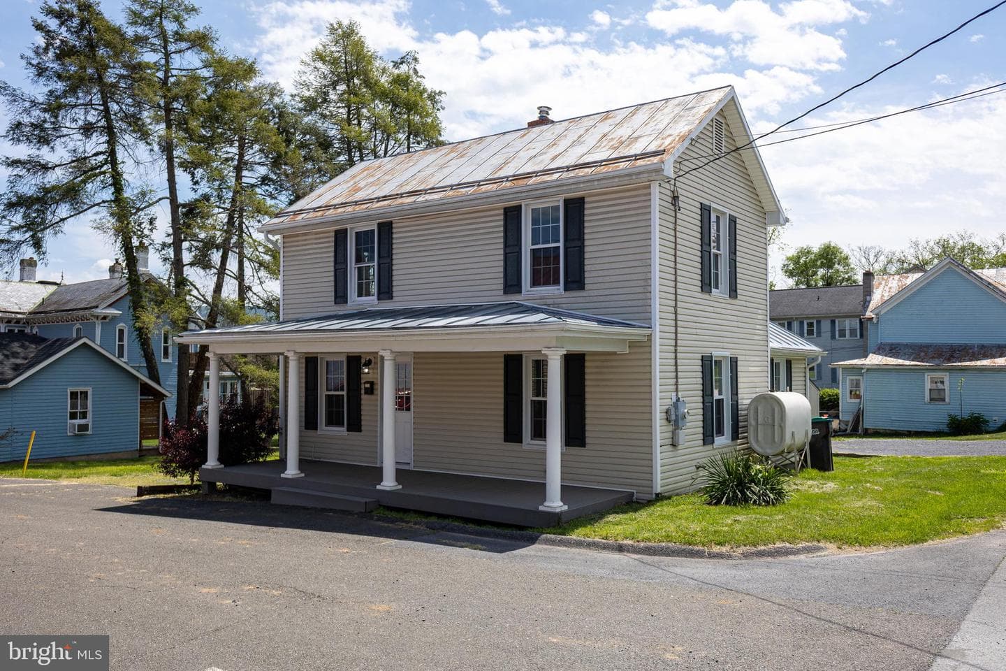 223 W High Street photo 25