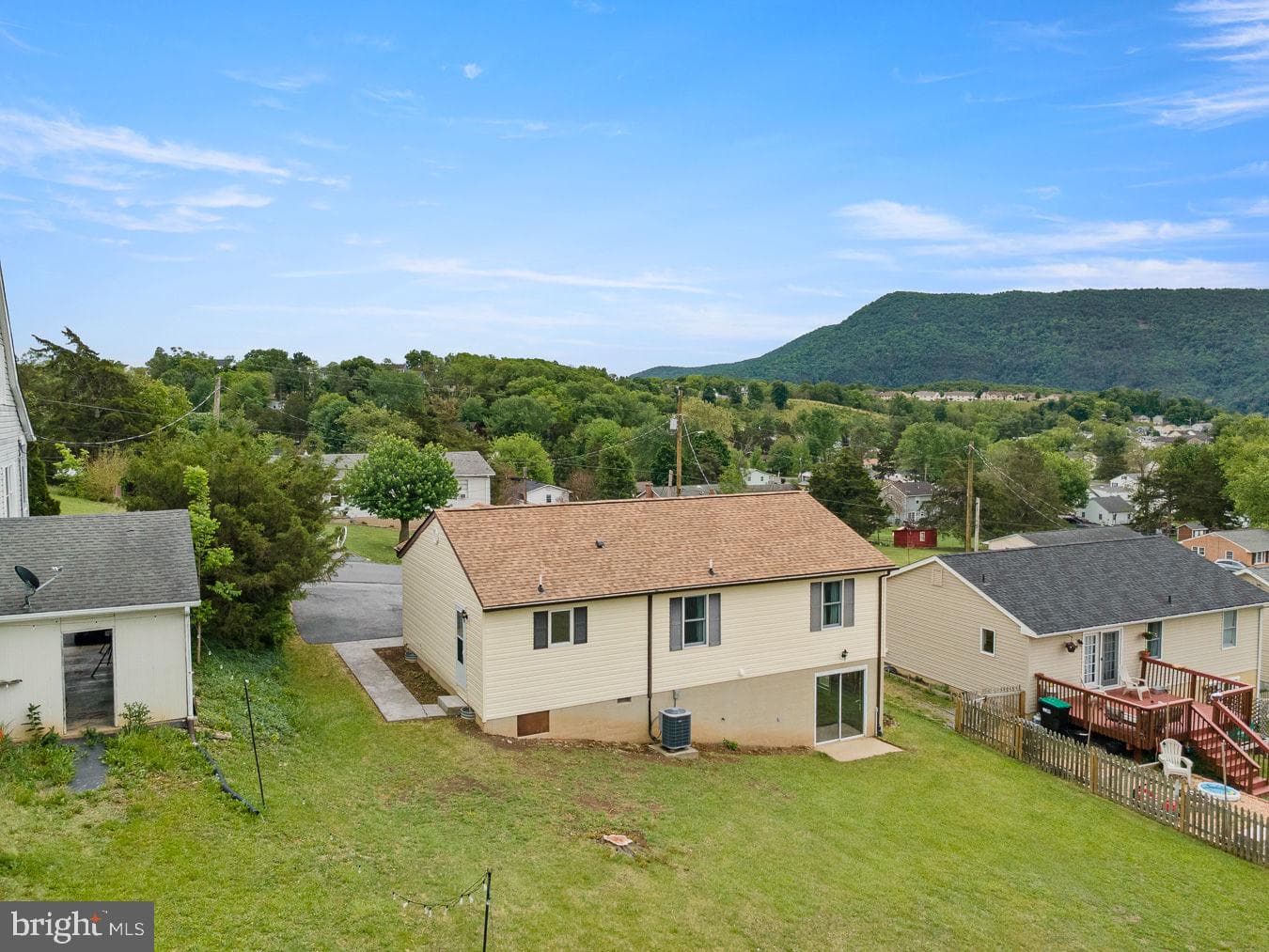 363 Crim Drive photo 24