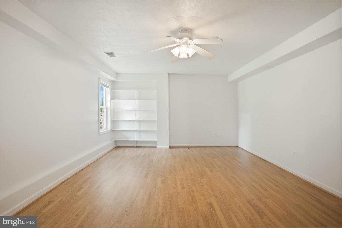 500 Stephenson Court photo 22