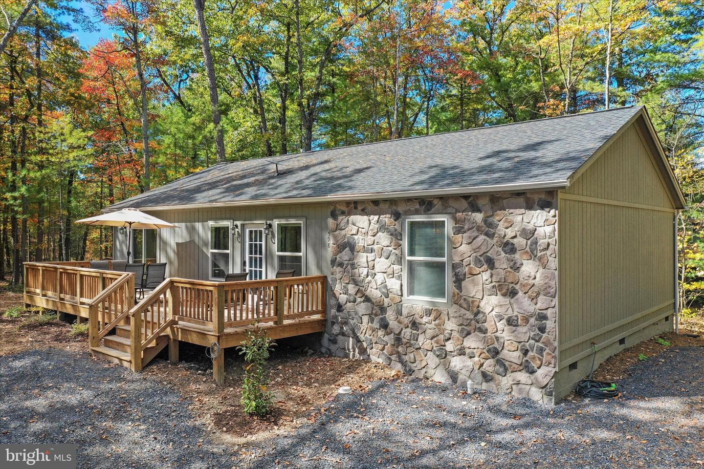 598 Crab Apple Road
