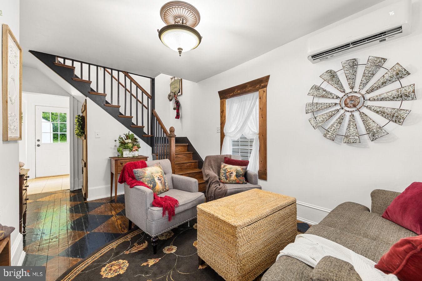 143 N Water Street, Woodstock