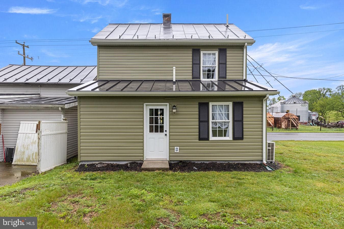 143 N Water Street photo 22