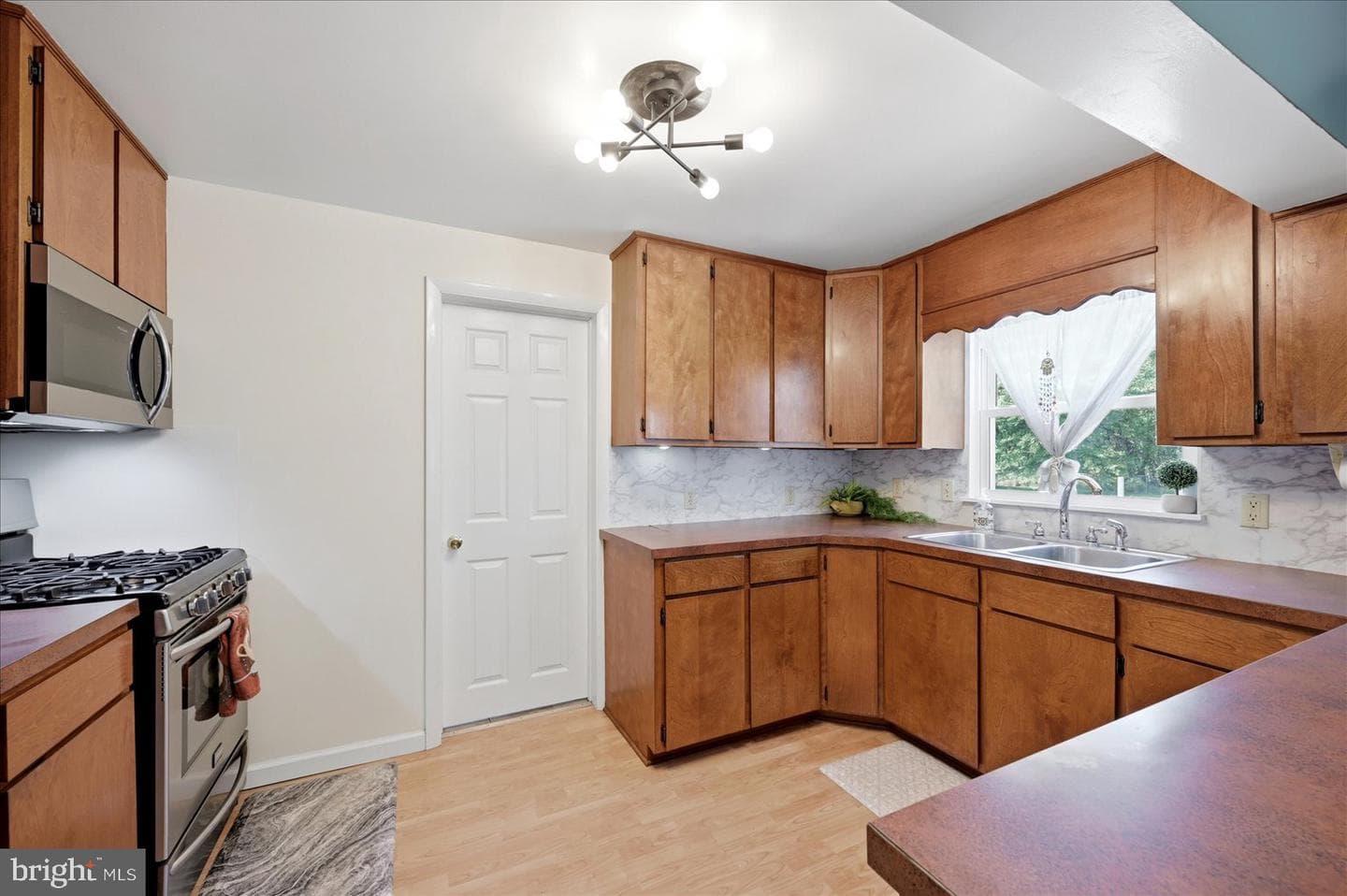2391 Pine Woods Road photo 22