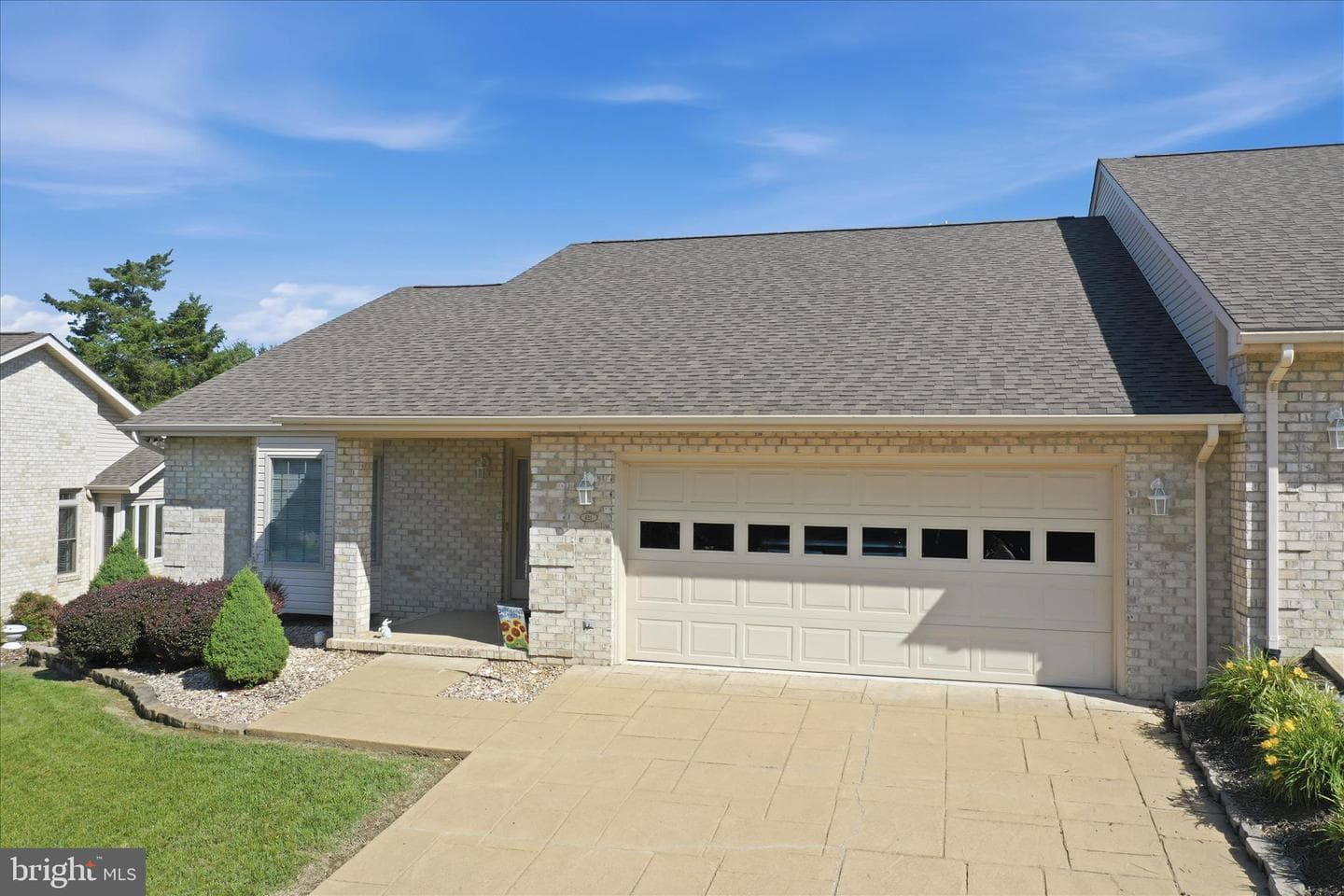 621 Kestrel Court photo 32