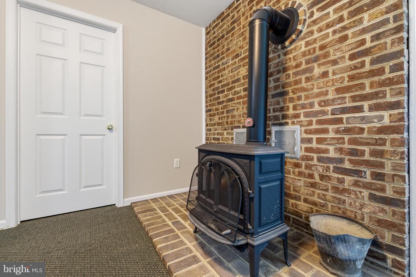 128 Fairview Circle photo 44